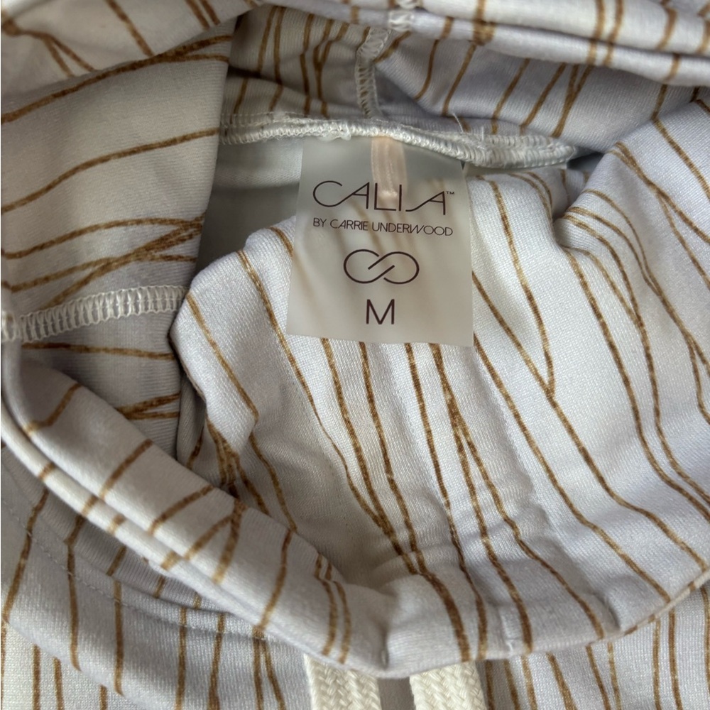 CALIA by Carrie Underwood White and Gold Athleisure wear pullover size medium - Picture 3 of 3